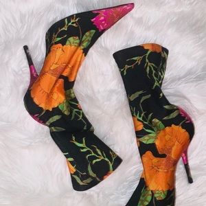 Beautiful Balenciaga Mid-Calf Boots